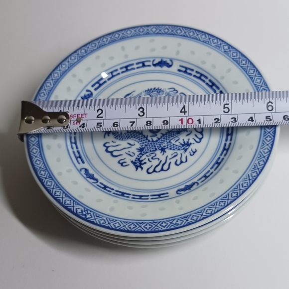4 Vintage Porcelain Chinese Dragon 6" Dessert Plates with Rice Eyes Trim - Picture 3 of 4
